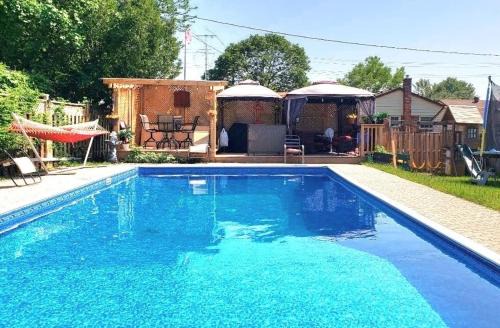Saint Thomas Casa | Spacious Pool House 5 Minutes to Elgin Centre