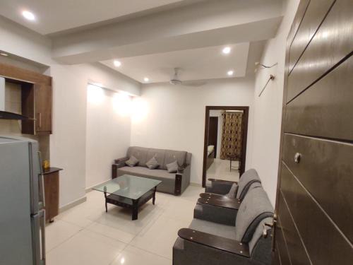 G-8 Sector Apartamento | Spacious private ,Family 1BR Apt/Netflix/wifi/
