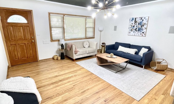 Benson Casa | Spacious, private & fun Benson beauty-whole home!