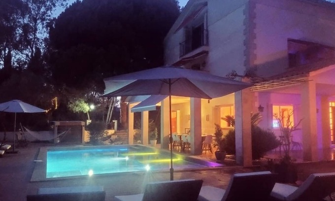 Piera Villa | Spacious Private Villa Resort 5* Near BCN