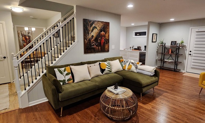 Northeast Raleigh Casa | Spacious & Private Willow Creek Getaway ★ King Bed & Laundry ★ Near DT Raleigh