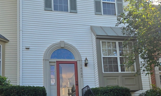 Germantown Casa | Spacious Quiet 3 Bedrooms Townhome in Germantown, MD (Free Parking)