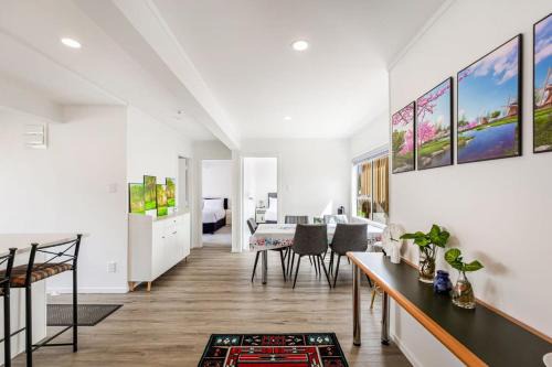 Greenlane - Ellerslie Casa | Spacious Renovated 3BR in Ellerslie I Zodiak Stays
