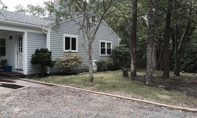 North Truro Casa | Pet Friendly Private Beach Home, A / C, wifi,