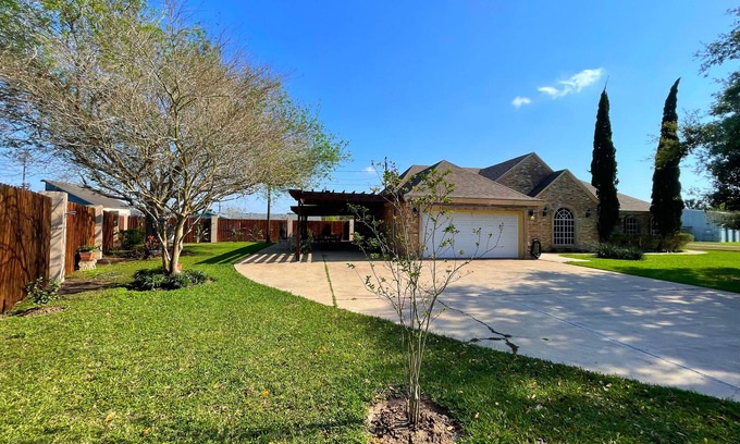 Brownsville Casa | Spacious Rental for Business Travelers & Family Getaways!