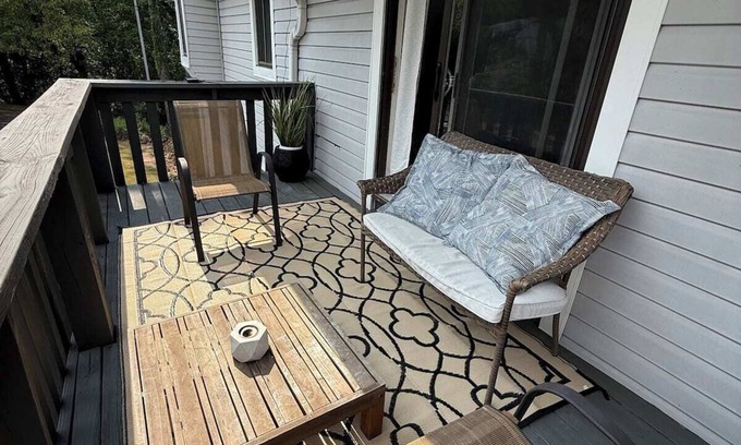Vestavia Hills Apartamento | Spacious Retreat Minutes from Samford