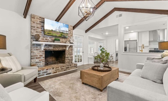 Hanahan Casa | Spacious Retreat with Pool