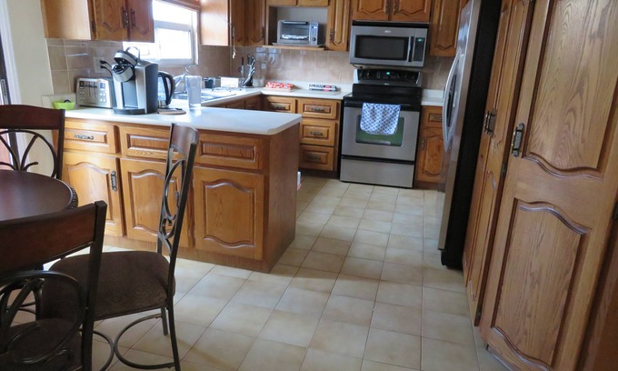 Bayview Woods - Steeles Casa | ★★★★★ Amplia habitación 1♚Qn-Bed✚Shared Ensuite-Beryl