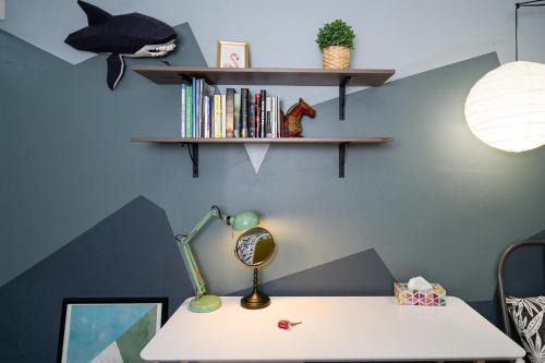 Seaton Village Casa | Spacious Room with Ensuite Bathroom near Subway, Koreatown & UofT