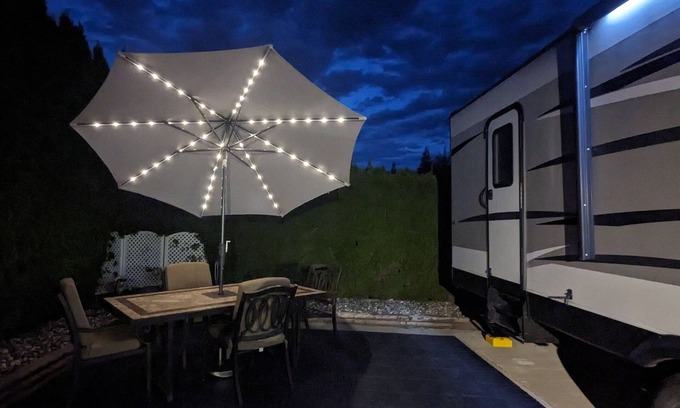 Harrison Mills Casa | Spacious RV in welcoming Harrison Mills BC-Golf / Fishing / Outdoor activities!