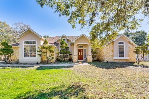 San Antonio Casa | Spacious San Antonio Home with Outdoor Oasis!