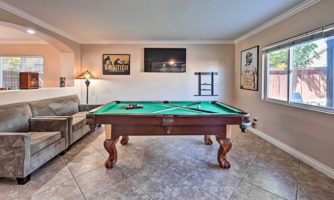 Ocean View Hills Casa | Spacious San Diego Retreat: 10 Mi to Beaches!