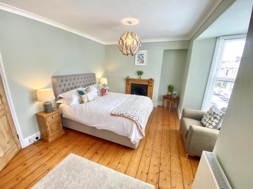 Chysauster Casa | Spacious, seaside, Victorian home "Bay View Terrace", Penzance