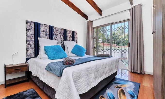 Woodmead Casa | Spacious & Serene 4 Bed House in Sandton