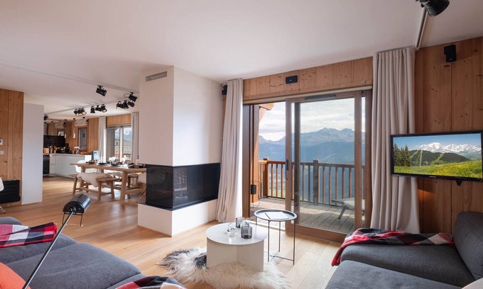 Bisanne 1500 Apartamento | Dúplex espacioso a pie de pistas con vistas impresionantes