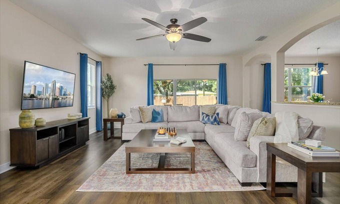 Sun Bay South Casa | Spacious South Tampa Retreat