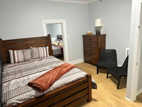 South End Apartamento | Spacious Stylish Gem Steps from the Pier