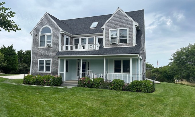Surfside Casa | Spacious Surfside home just a short walk to Nobadeer Beach!