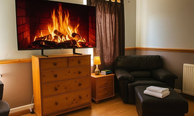 Liberton Apartamento | Spacious Three-Bedroom Apartment