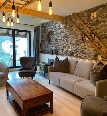 Le Bourg-d'Oisans Casa | Spacious town house in the center of le Bourg d'Oisans