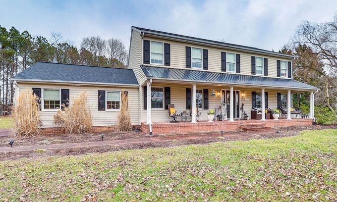 Trappe Casa | Spacious Trappe Getaway w/ Outdoor Pool & Gazebo!