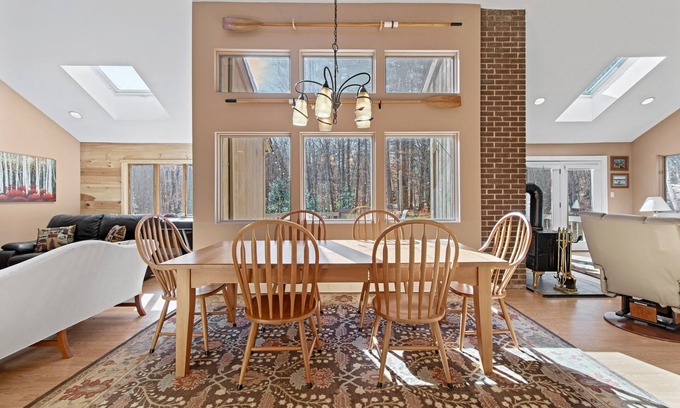 Naples Casa | Spacious Trickey Moose Family Retreat - Woodstove, Firepit, Kayaks, Water Access