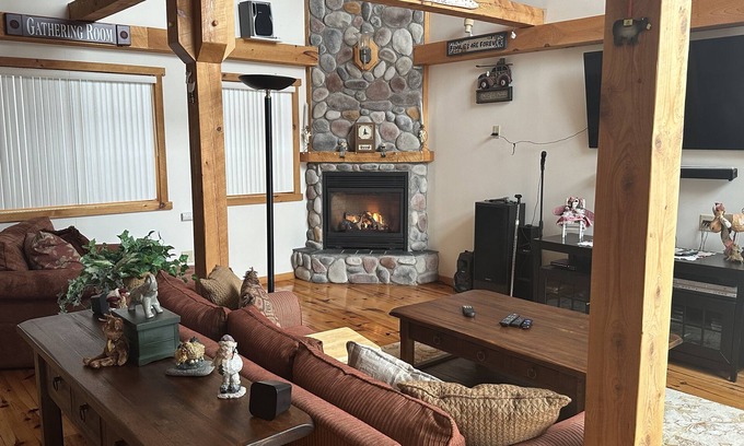 Wilmington Casa | Spacious Vacation home in Chimney Hill near Mt Snow