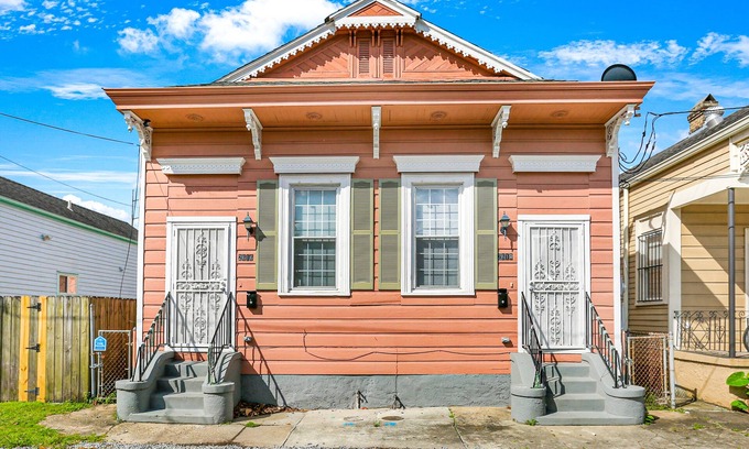 Treme Casa | Spacious, Vibrant Home Near French Quarter Perfect for NOLA Getaway!