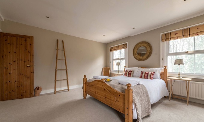 Henley Casa | Amplia casa de campo victoriana: impresionantes vistas rurales, cerca de Henley on Thames
