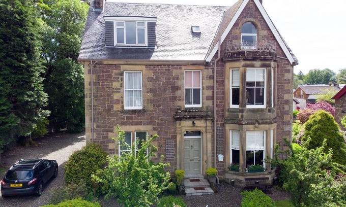 Callander Casa | Spacious Victorian House in Callander - perfect for family holidays.