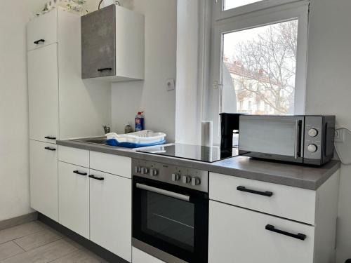 Oberlaa Apartamento | Spacious Vienna 4BR Stay for Friends & Families
