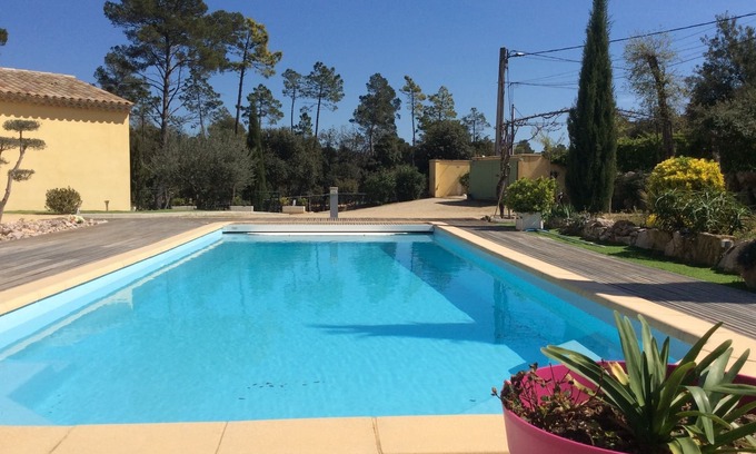 Sillans-la Cascade Villa | ESPACIOSA VILLA EN PAZ EN SILLANS-LA-CASCADE EN PROVENCE VERTE