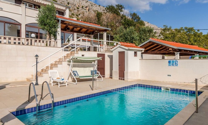 Jesenice Cabina | Amplia villa con piscina privada, jardín y una impresionante vista al mar