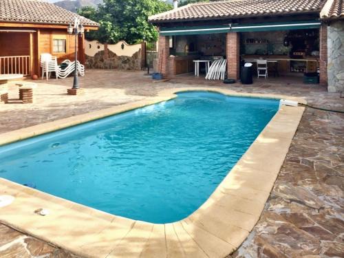 Coin Villa | Spacious villa with pool in Coín: 300 m², mountain view