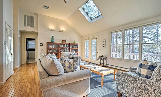 East Falmouth Cabaña | Spacious Waterfront Falmouth Home on Jenkins Pond!
