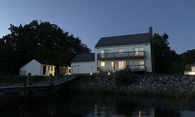 Kilmarnock Casa | Spacious waterfront home with dock and sunset view