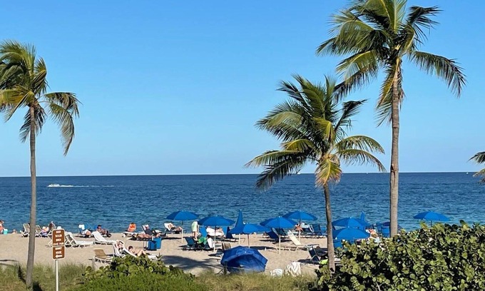 Birch Park Finger Streets Casa | Spacious Waterview-Central- 5 minute walk to Beach