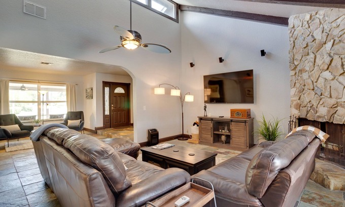 Wellington Casa | Spacious Wellington Vacation Rental - Private Pool