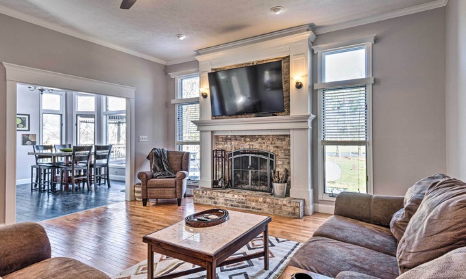 Westfield Casa | Spacious Westfield Home w/ Sports Complex On-Site