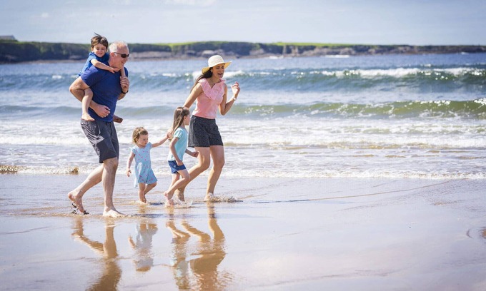 Breaffy South Apartamento | Spanish Point El Martins Holiday Home