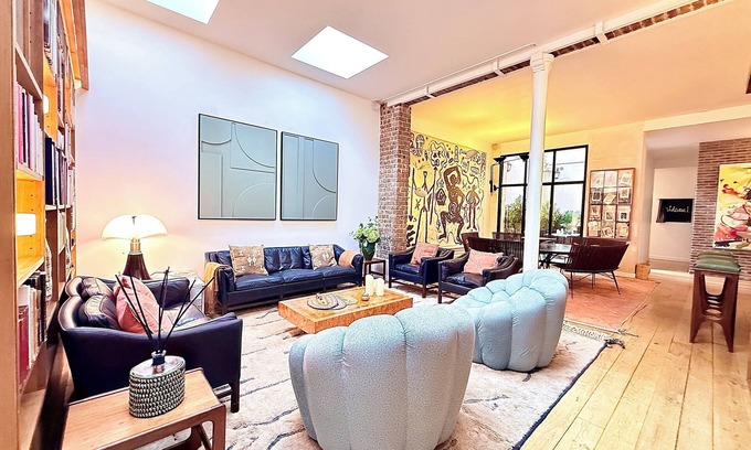 Saint-Merri Apartamento | Sparis, 4 bedrooms / 3 bathrooms, 10 people, 180 m²