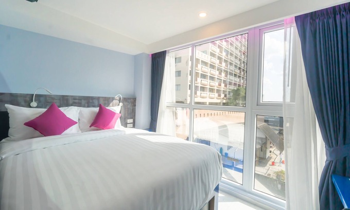 Bangkok Central Business District Hotel | Spark Hotel