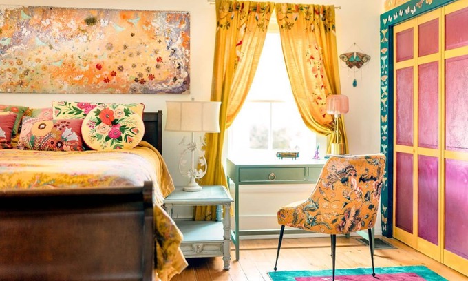 Wallingford Otro | Sparkle on the Rocks is a Sanctuary of Comfort and Artistic Inspiration