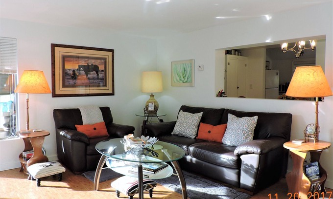 Prescott Casa | Limpieza con gas, Plano de planta abierto, Chimenea, Lanai, 1. 25 Acres y 1. 6 millas > Plaza