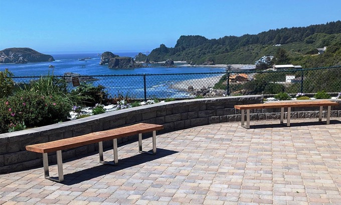 Brookings Apartamento | Sparkling Clean, Private & Quiet! Amazing Ocean Views [5]