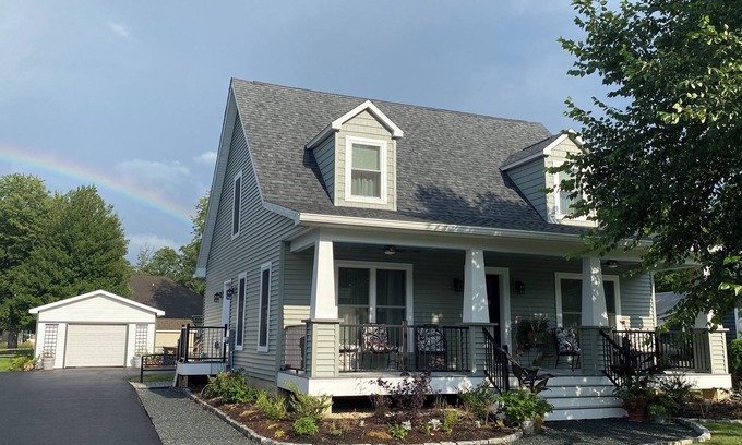 Rock Hall Casa | Sparkling new! A Craftsman-style cottage in the heart of Rock Hall