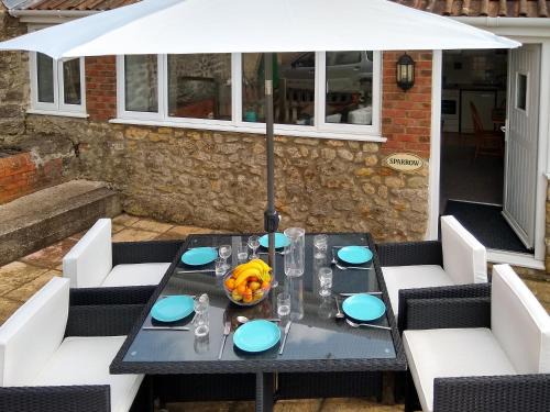 Shipton Gorge Casa | Sparrow