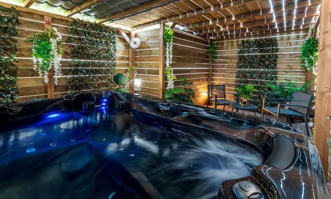 Pezarches Casa | Suite SPAtio - Jacuzzi privado - 20 minutos Disneyland PARIS