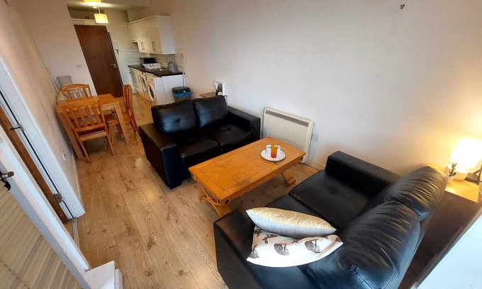 Haroldʼs Cross Condominio | Spatious & private 2 bedroom apartment 15 minute walk to all attractions