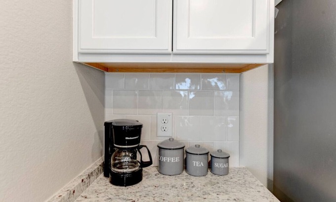 Troy Casa | Spcatious New Home in Troy